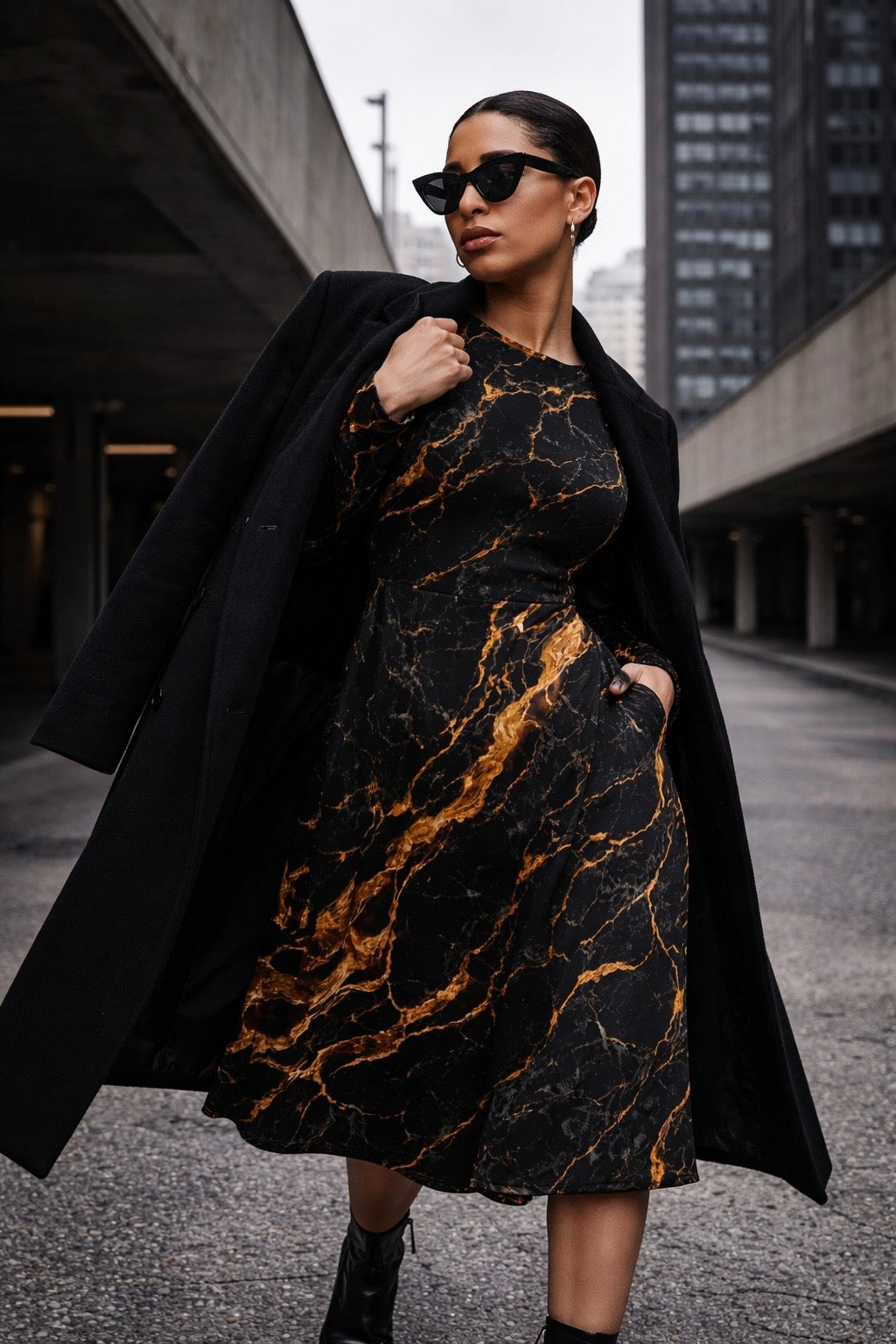 LIQUID GOLD - MIDI DRESS