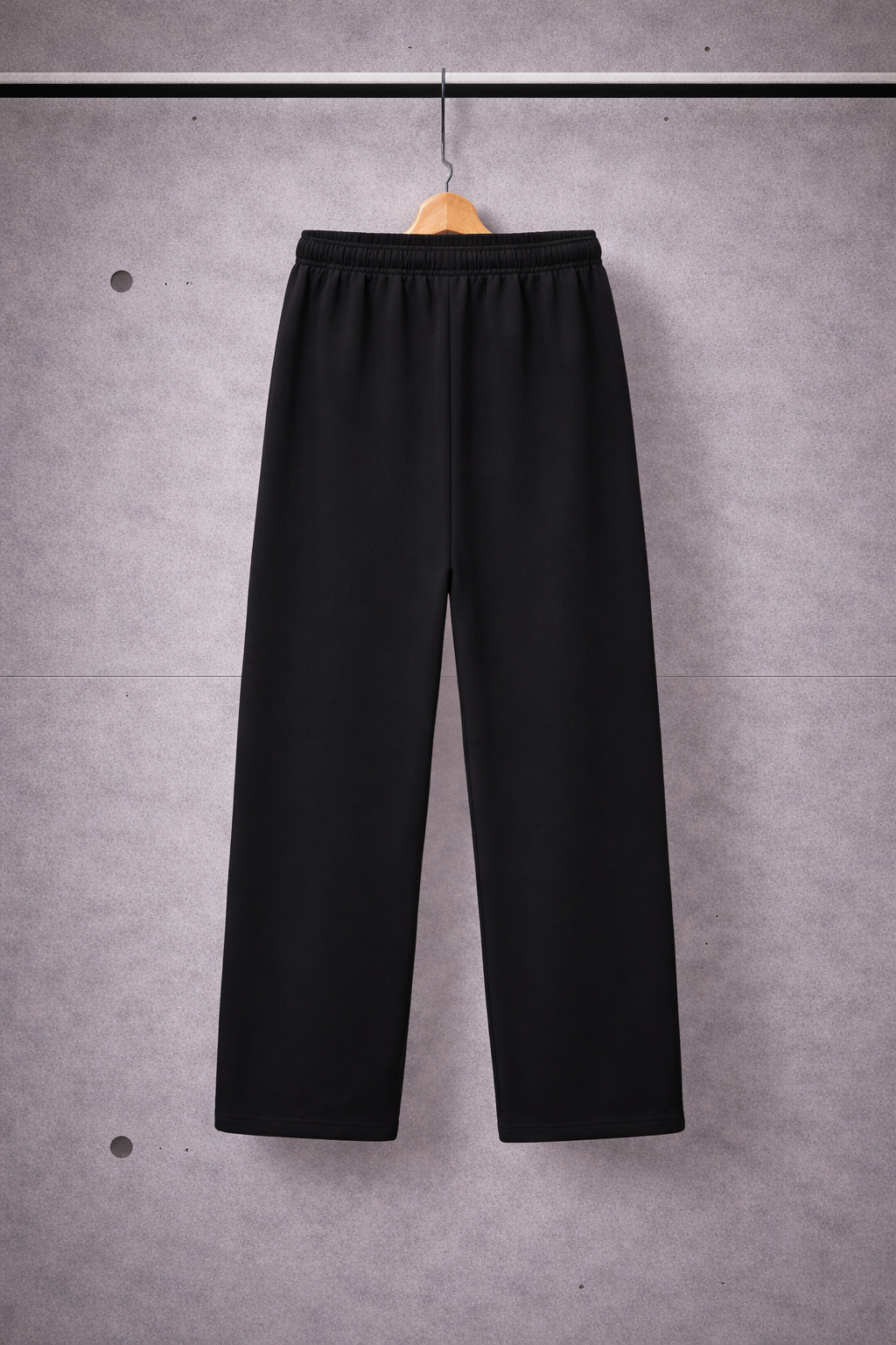 CONTRAST-STITCHED SWEATPANTS