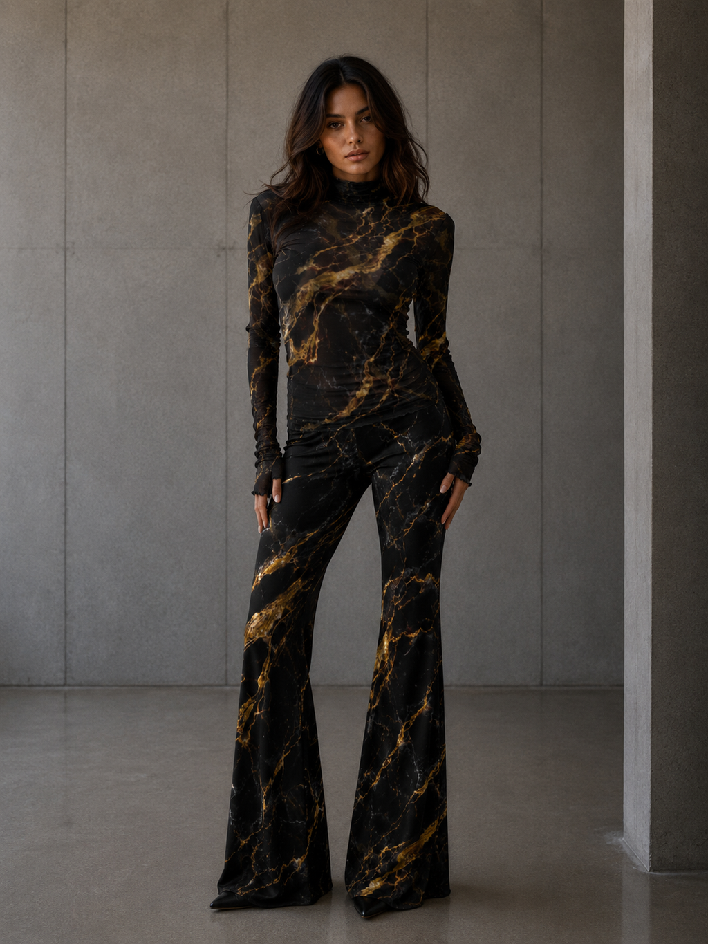 GOLD MARBLE MESH T-SHIRT
