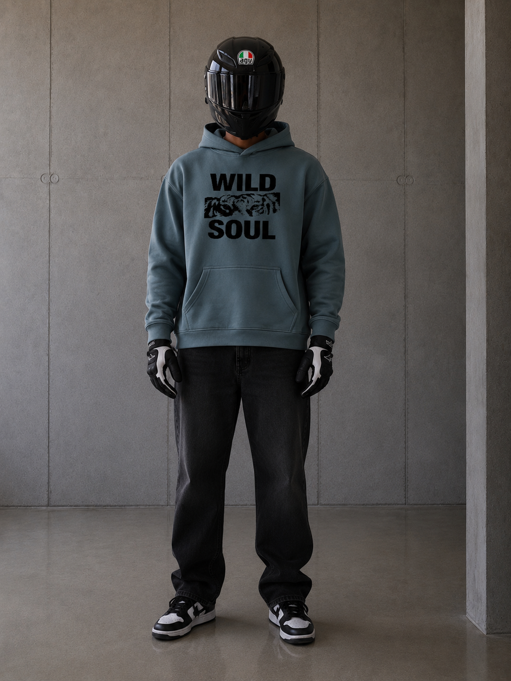 WILD SOUL OVERSIZED HOODIE